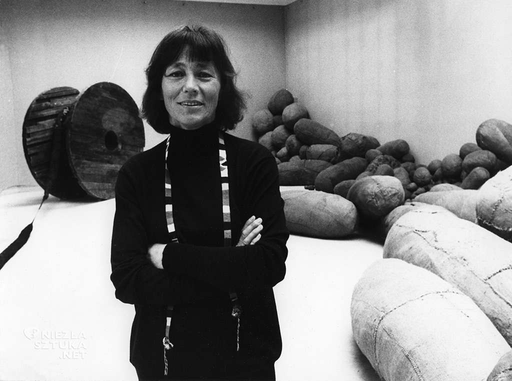 Magdalena Abakanowicz, Biennale w Wenecji, Polski Pawilon, 1980, zdjęcie z archiwum artystki 