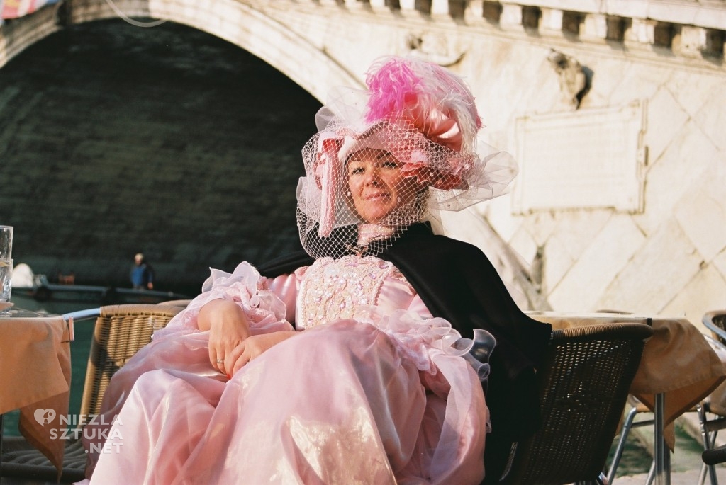 Wenecja, karnawał, Niezła sztuka