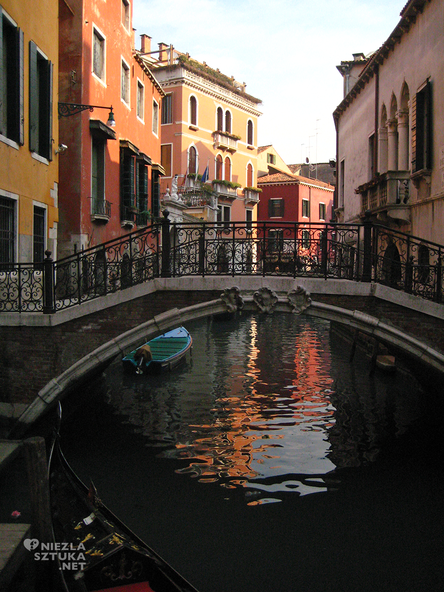 Wenecja, karnawał, Niezła sztuka