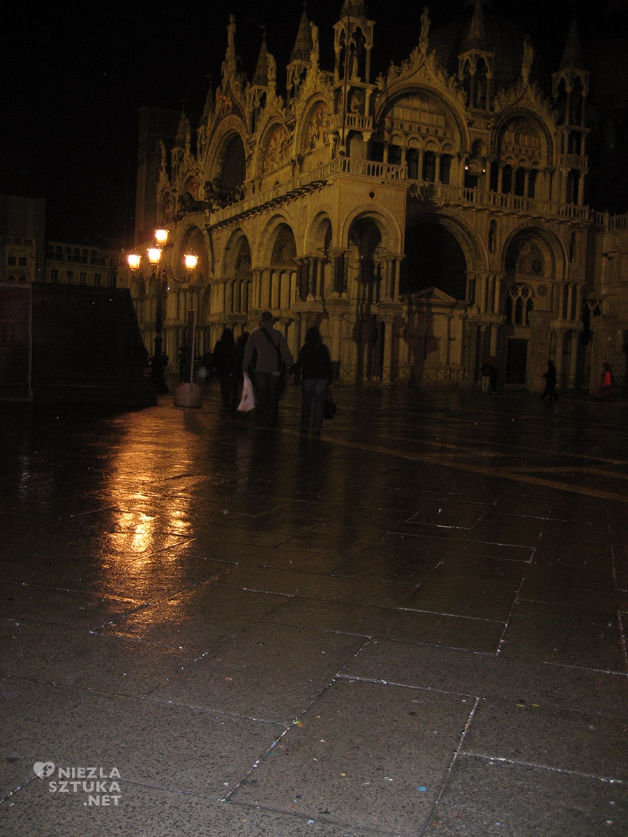 Wenecja, karnawał, Niezła sztuka