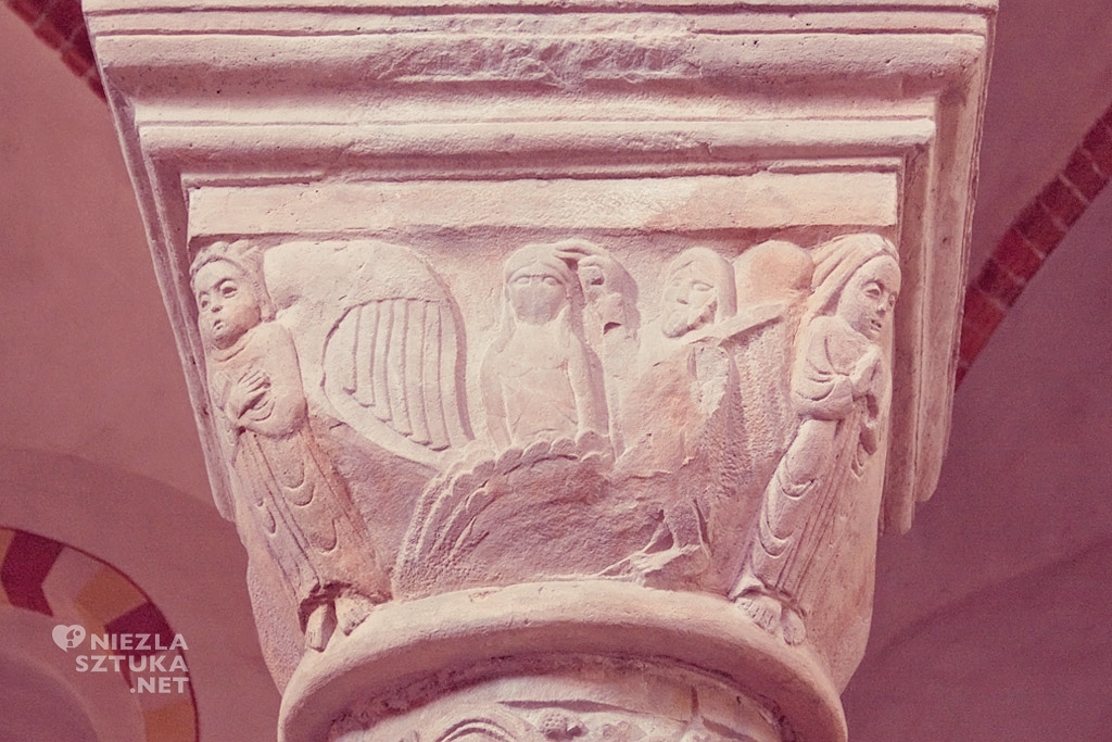 Strzelno kolumny Chrzest Chrystusa w Jordanie, głowica Kolumny Cnót, architektura polska, Niezła Sztuka