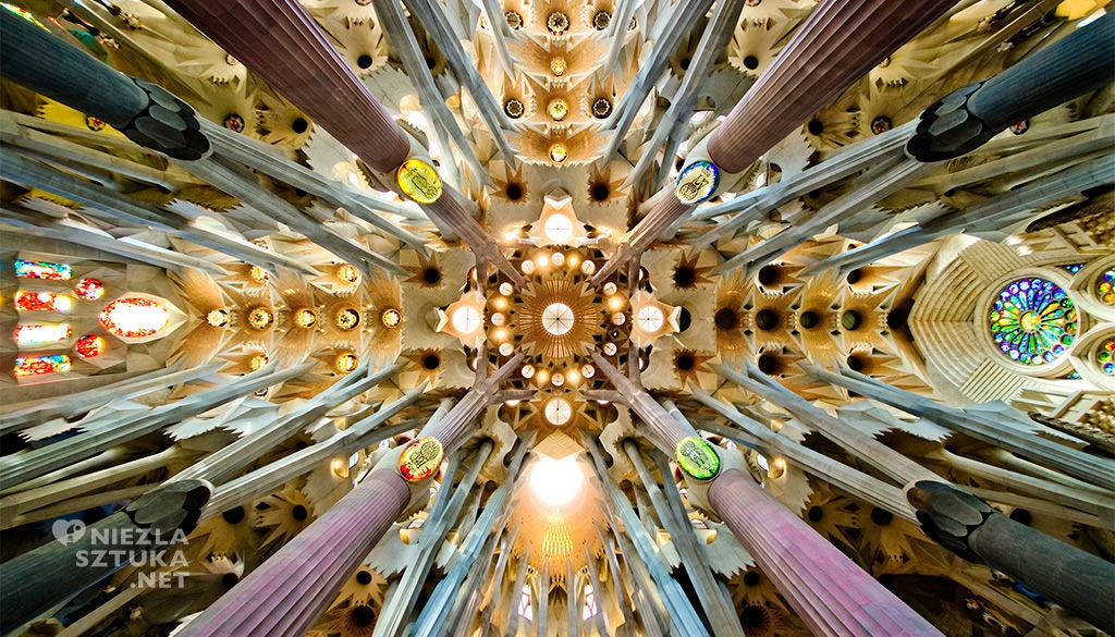 Sagrada Familia - wnętrze