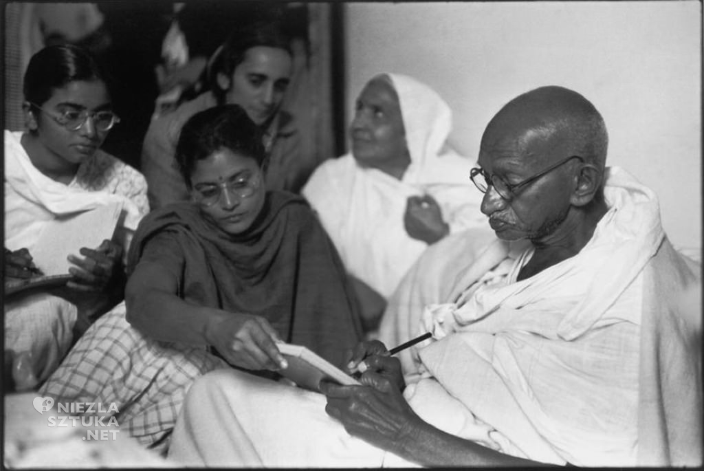 Henri Cartier-Bresson, Gandhi, fotografia, Niezła Sztuka