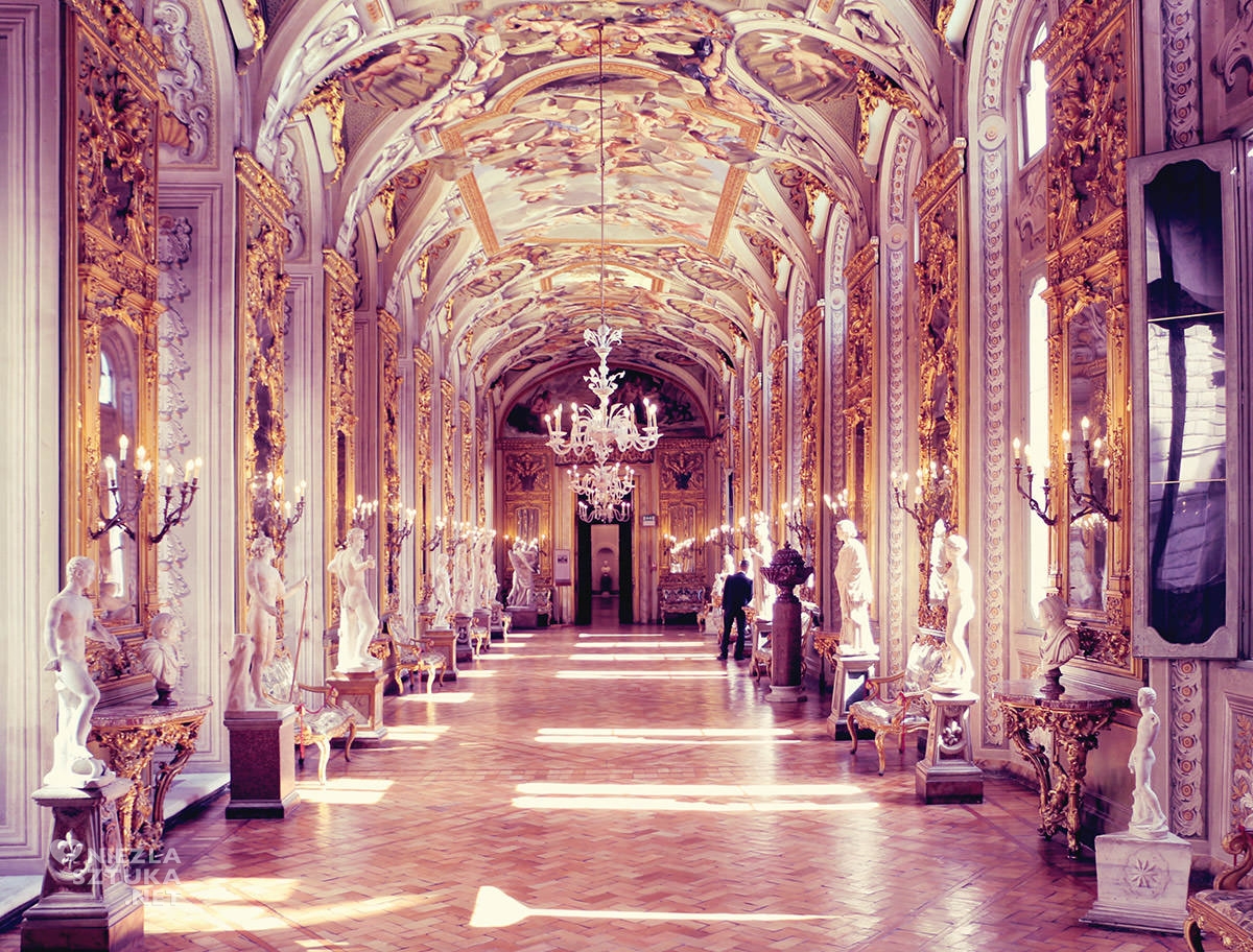 Gian Lorenzo Bernini, Palazzo Doria Pamphilj, Galleria degli Specchi, sztuka włoska, rzeźba, Rzym, przewodnik po Rzymie, sztuka w Rzymie, Niezła sztuka