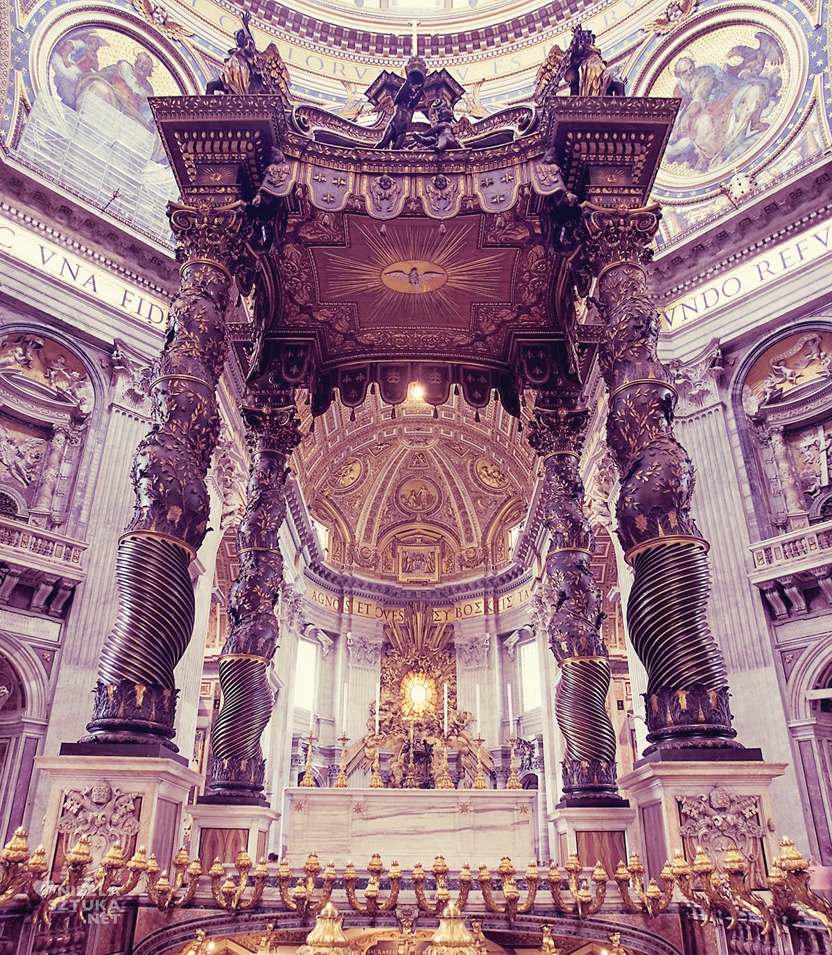 Gian Lorenzo Bernini, bazylika św. Piotra, baldachim, sztuka włoska, rzeźba, Rzym, przewodnik po Rzymie, sztuka w Rzymie, Niezła sztuka