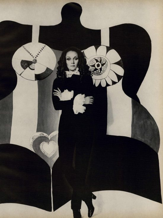 Niki de Saint Phalle, rzeźbiarka, Niezła Sztuka