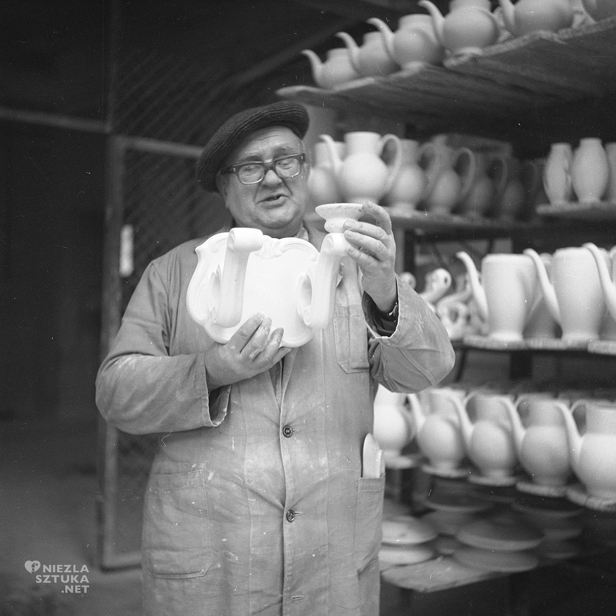 ćmielów, Niezła sztuka