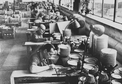 Ćmielów, Niezła sztuka