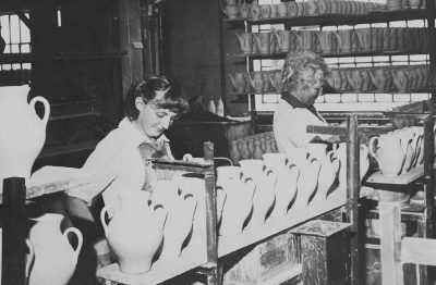 Ćmielów, Niezła sztuka