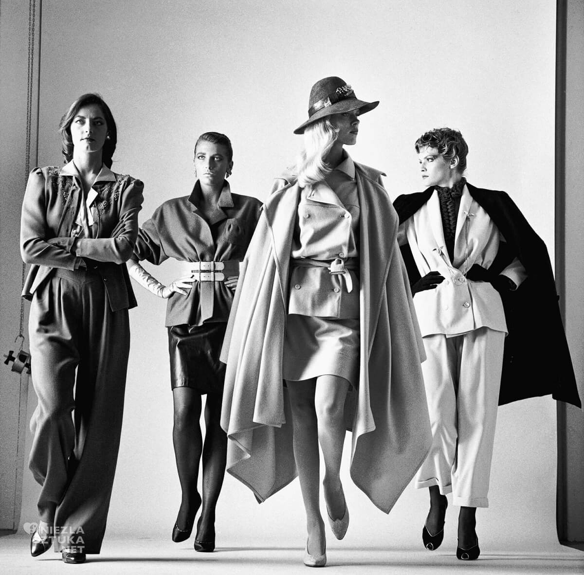 Helmut Newton, One idą (ubrane), Vogue, Francja, fotografia, fotografia modowa, Niezła Sztuka