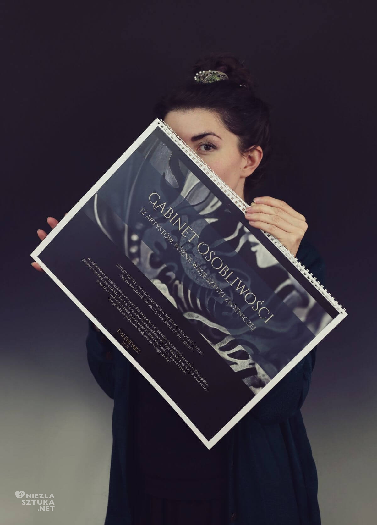 Sztuk Kilka – Art Jewelry by Marta Norenberg, biżuteria artystyczna, aukcja na rzecz fundacji, kalendarz 2021, Niezła sztuka