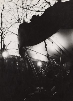 Dora Maar, Karuzela nocą, fotografia, kobiety w sztuce, Niezła Sztuka