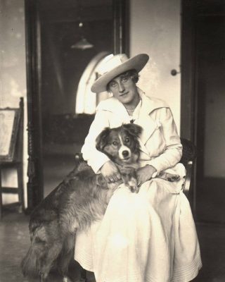 Edith Schiele, fotografia, żona artysty, Egon Schiele, pies, Niezła Sztuka