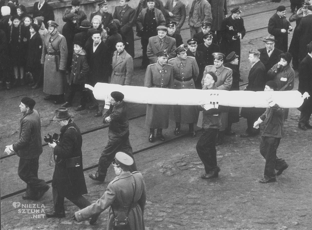 arrasy wawelskie, arrasy Zygmunta Augusta, zamek królewski na Wawelu, Niezła sztuka