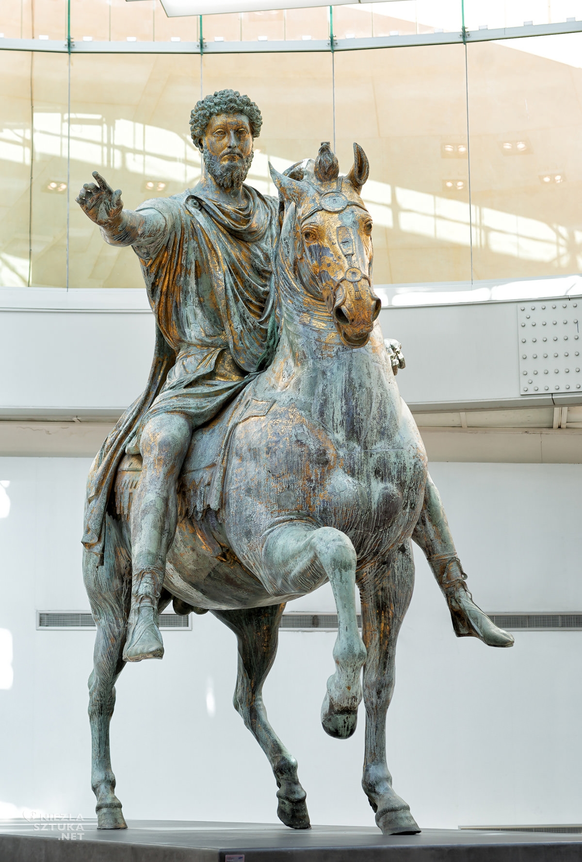 Muzea Kapitolińskie, Kapitol, Rzym, Marek Aureliusz, pomnik konny Marka Aureliusza, niezła sztuka