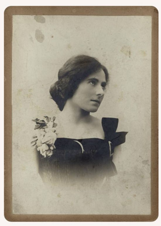 Helena Rubinstein, fotografia, Niezła Sztuka