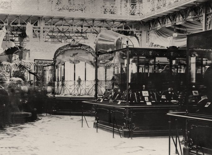 Maison Vever, René Lalique, Paryż, wystawa światowa, 1900, Niezła Sztuka