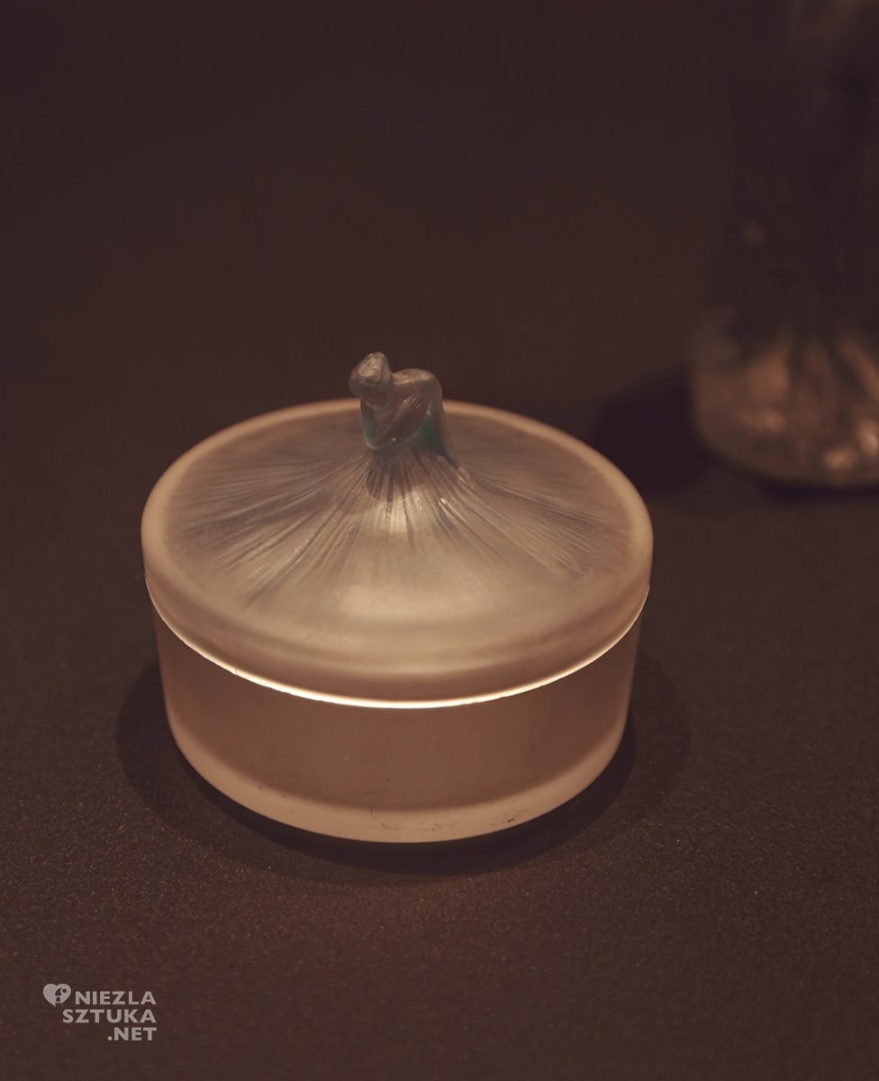 René Lalique, Pudełeczko Degas, Niezła Sztuka
