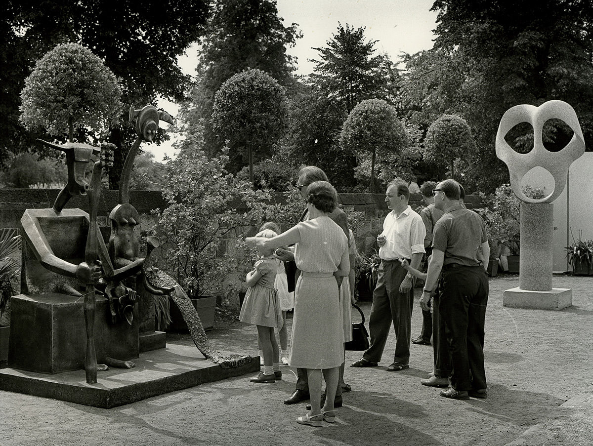 Documenta, Max Ernst, rzeźba, sztuka współczesna, Kassel, Niemcy, Niezła Sztuka