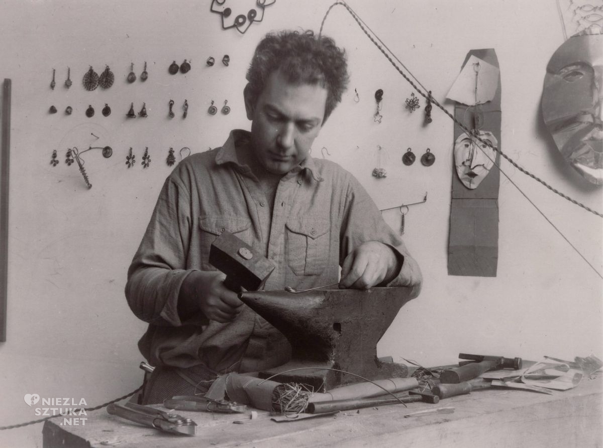Alexander Calder, biżuteria, Niezła Sztuka