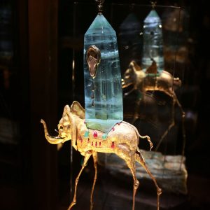 Salvador Dali, biżuteria, niezła sztuka