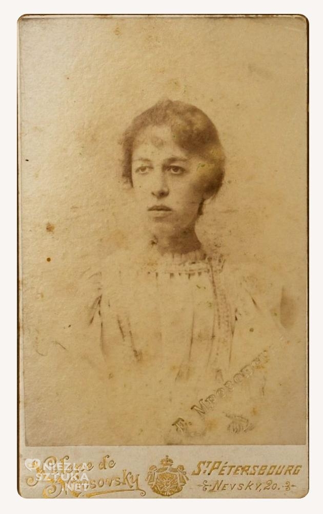 Julia Stabrowska, niezla sztuka