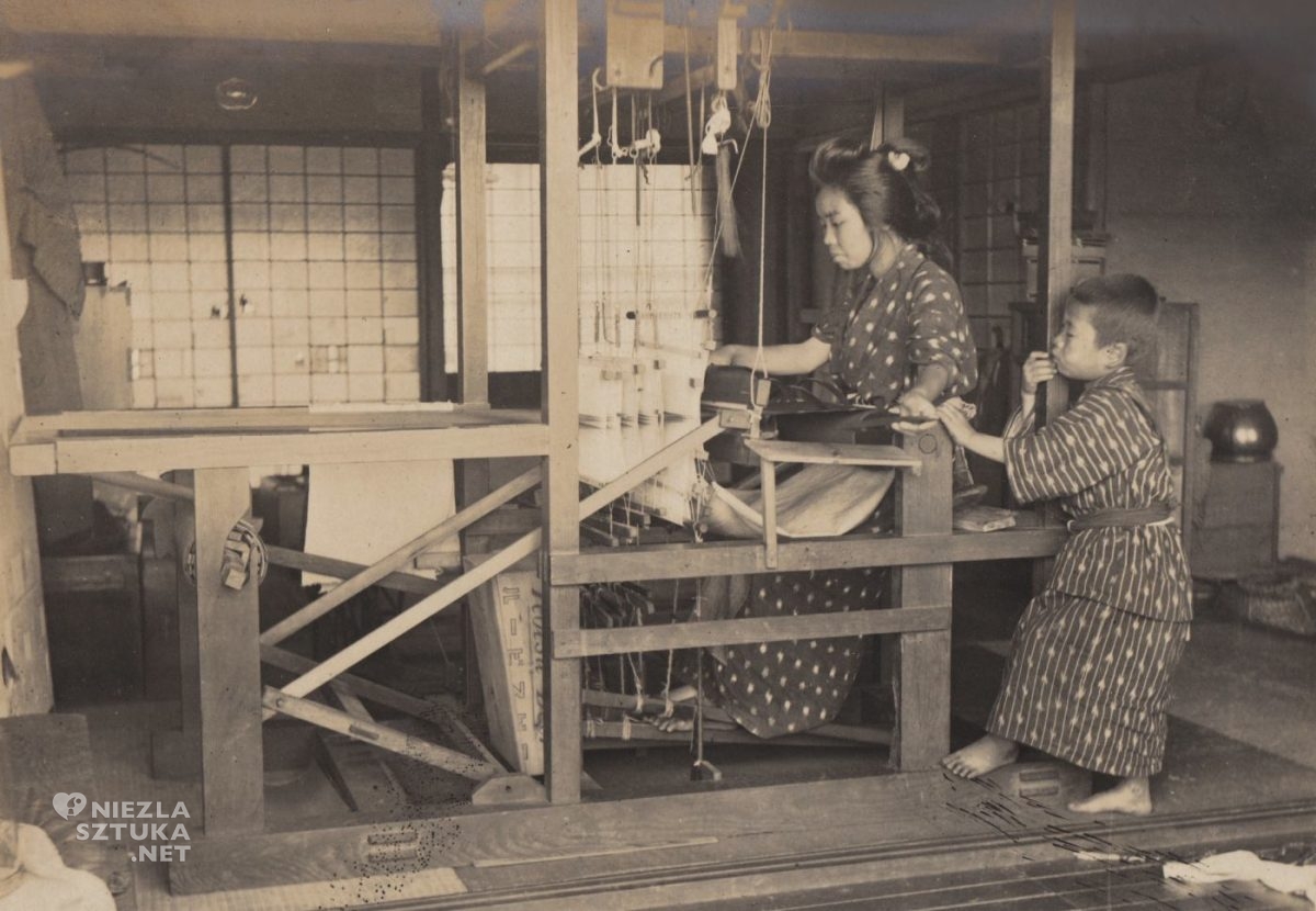 Historia kimona, kobieta pracująca przy krośnie tkackim, Niezła Sztuka
