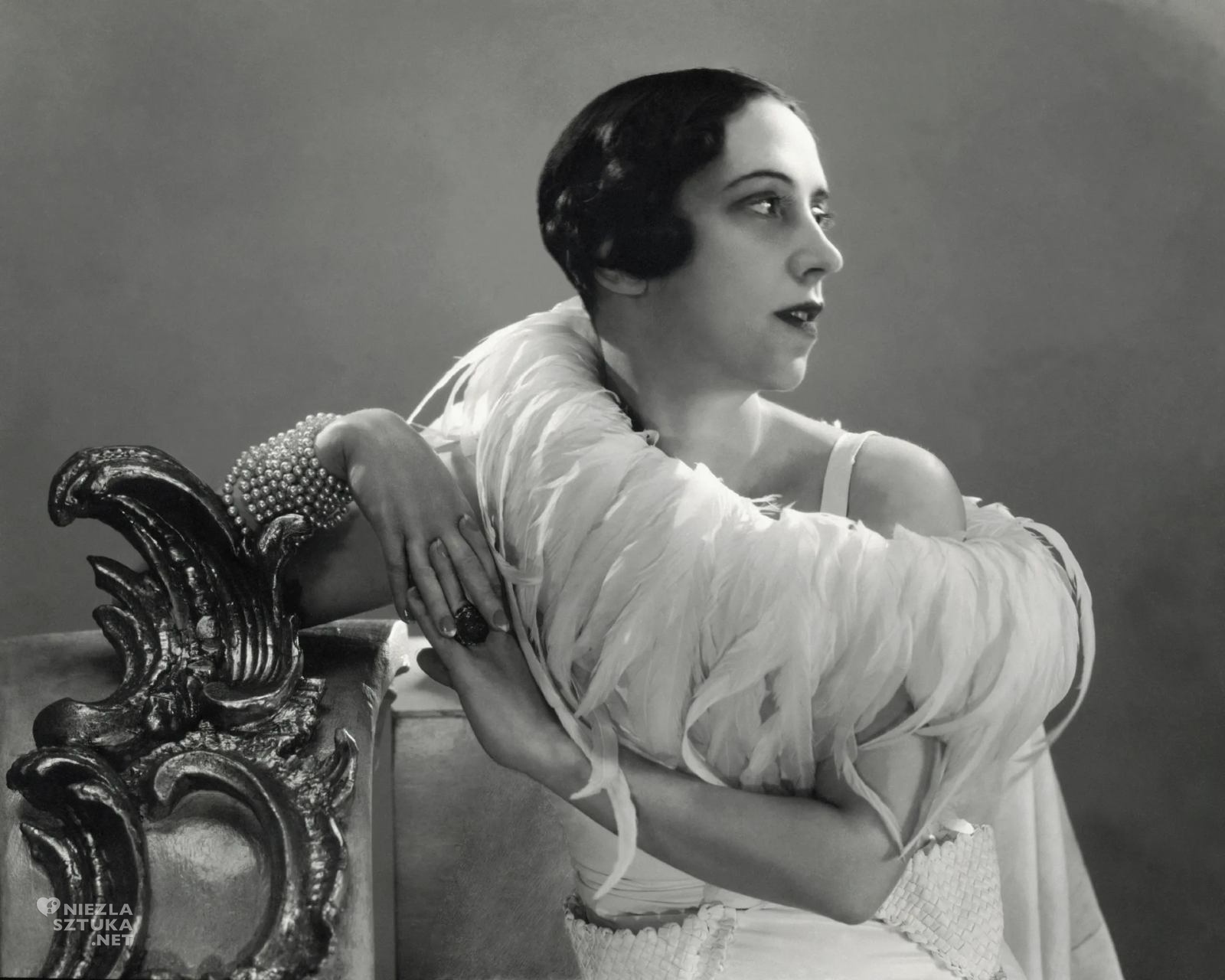 Elsa Schiaparelli, moda, haute couture, Niezła Sztuka