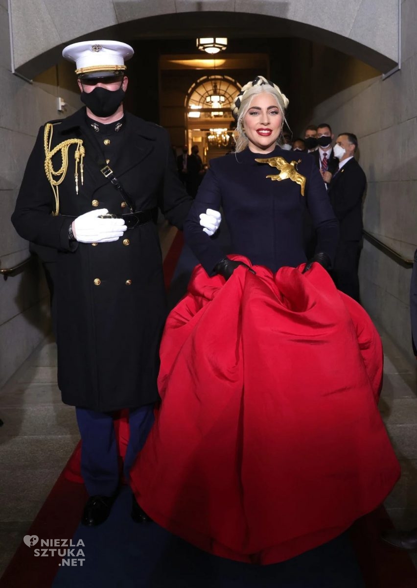 Lady Gaga, Schiaparelli, Elsa Schiaparelli, moda, niezła sztuka