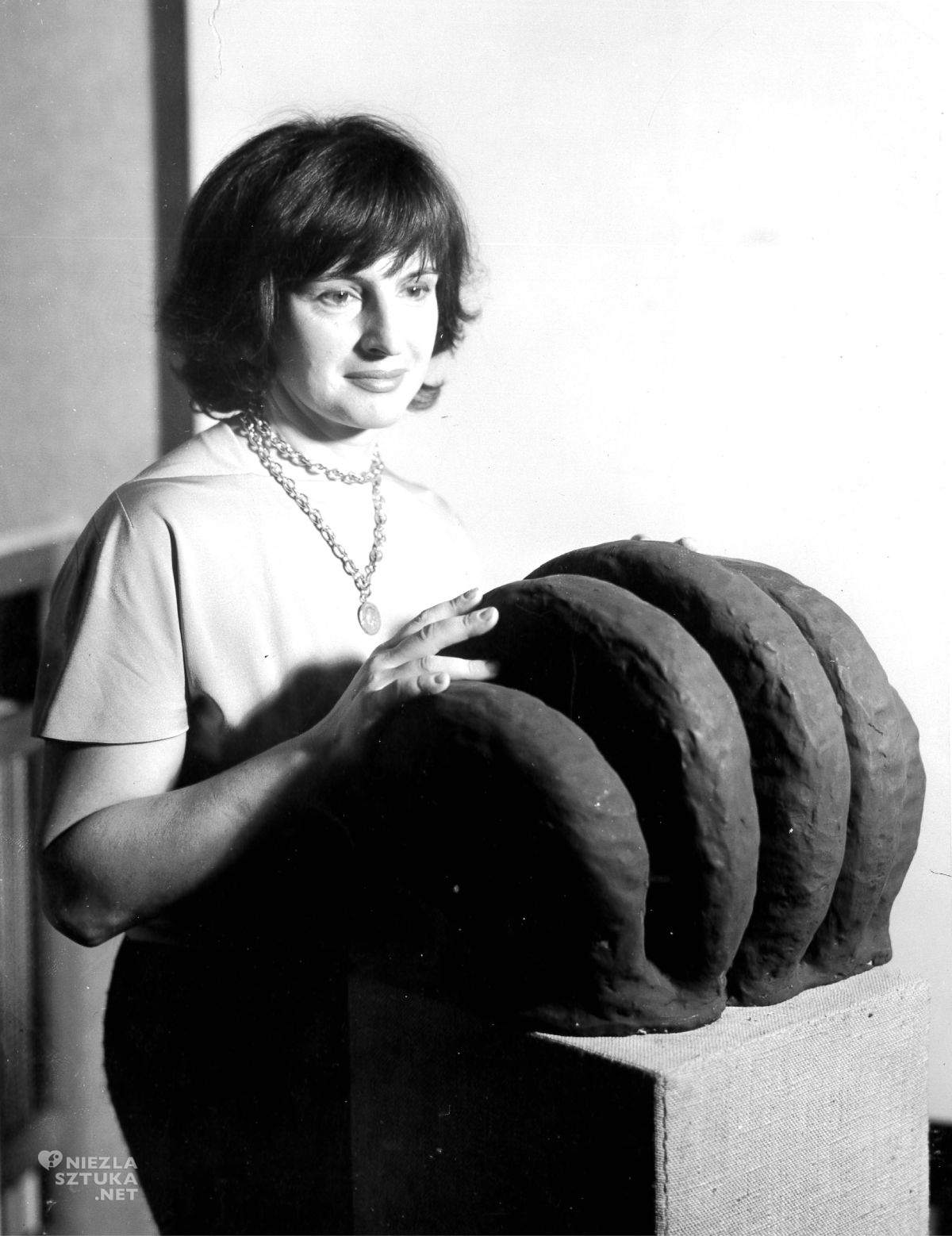 Rzeźbię, bo muszę. Maria Papa Rostkowska » Niezła sztuka