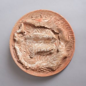 Maria Papa Rostkowska, Talerz, rzeźba, polska rzeźbiarka, artystka, kobiety w sztuce, polskie artystki, Niezła Sztuka