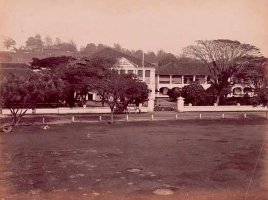 Hotel de l'Europe, Singapur, Niezła Sztuka