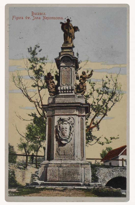 Figura świętego Jana Nepomucena w Buczaczu, pocztówka wydana nakładem Księgarni S. Halberga, niezła sztuka