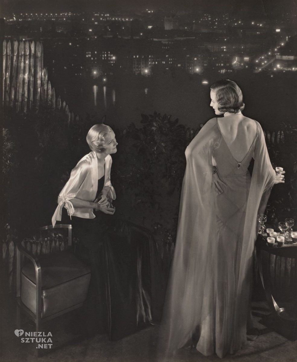 Edward Steichen, Modelki Claire Coulter oraz Avis Newcomb przy Piątej Alei 1200 w sukniach od Lanvin i Chanel, modelki, fotografia, niezła sztuka