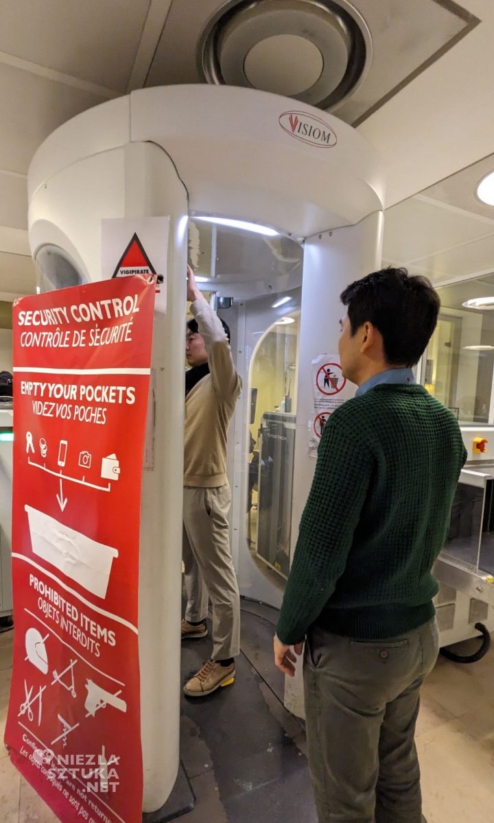 Relacja z Paryża, zabytki, architektura Paryża, Sainte Chapelle, wystawy w Paryżu, muzea w Paryżu, niezła sztuka