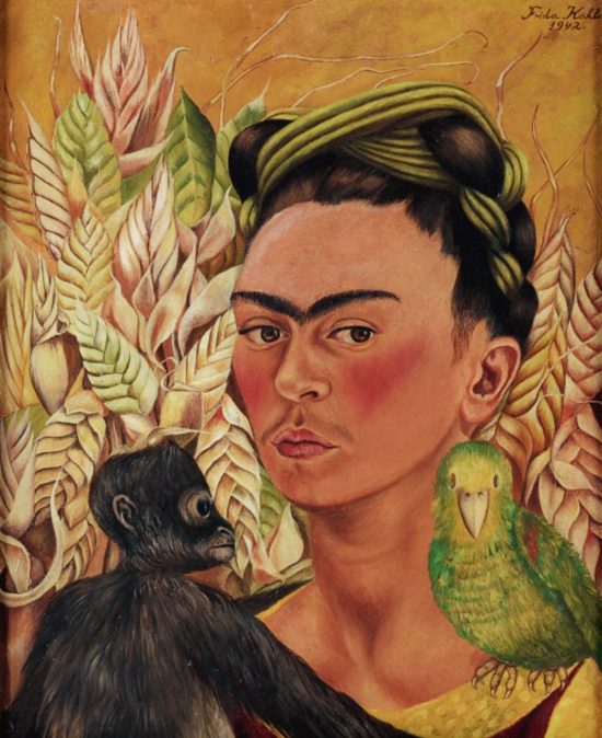 Frida Kahlo, Autoportret z małpką i papugą, autoportret, małpa, papuga, realizm, kobiety w sztuce, sztuka meksykańska, Meksyk, niezła sztuka