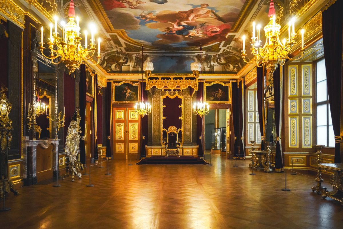 August II Mocny, sala audiencyjna, pałac, pałac rezydencjalny, pałac mieszkalny, zdjęcie, fotografia, współcześnie, Drezno, niezła sztuka