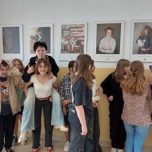 II Liceum Ogólnokształcące im. K.K. Baczyńskiego w Chrzanowie, Muzeum w Liceum, projekt edukacyjny, sztuka, edukacja, niezła sztuka