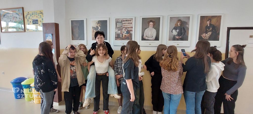 II Liceum Ogólnokształcące im. K.K. Baczyńskiego w Chrzanowie, Muzeum w Liceum, projekt edukacyjny, sztuka, edukacja, niezła sztuka