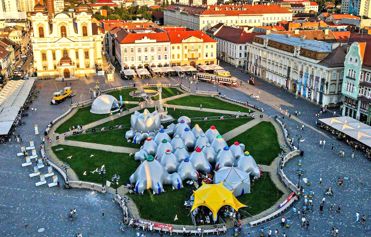 Instalacja Timisien, Malta Festival, Poznań, labirynt, instalacja do zwiedzania, niezła sztuka