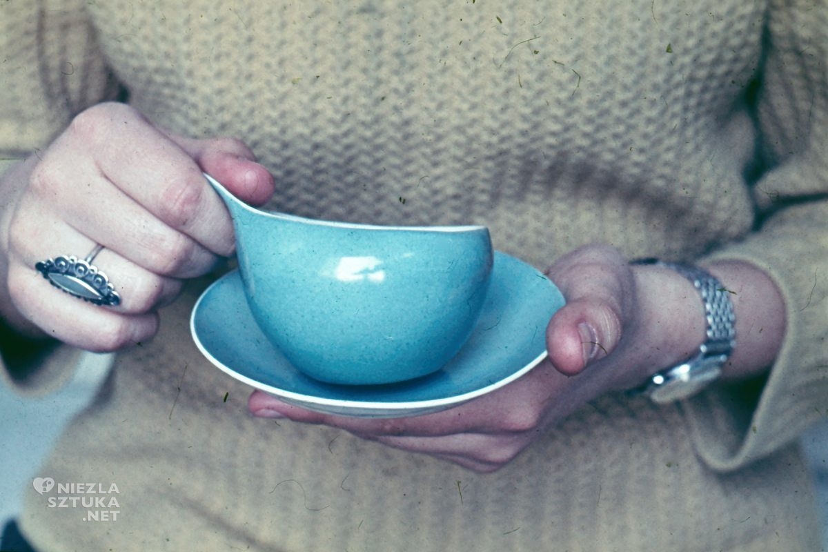Lubomir Tomaszewski, Serwis do czarnej kawy DOROTA, niebieski, Instytut Wzornictwa Przemysłowego, Warszawa, design, PRL, ceramika, dzbanek, niezła sztuka