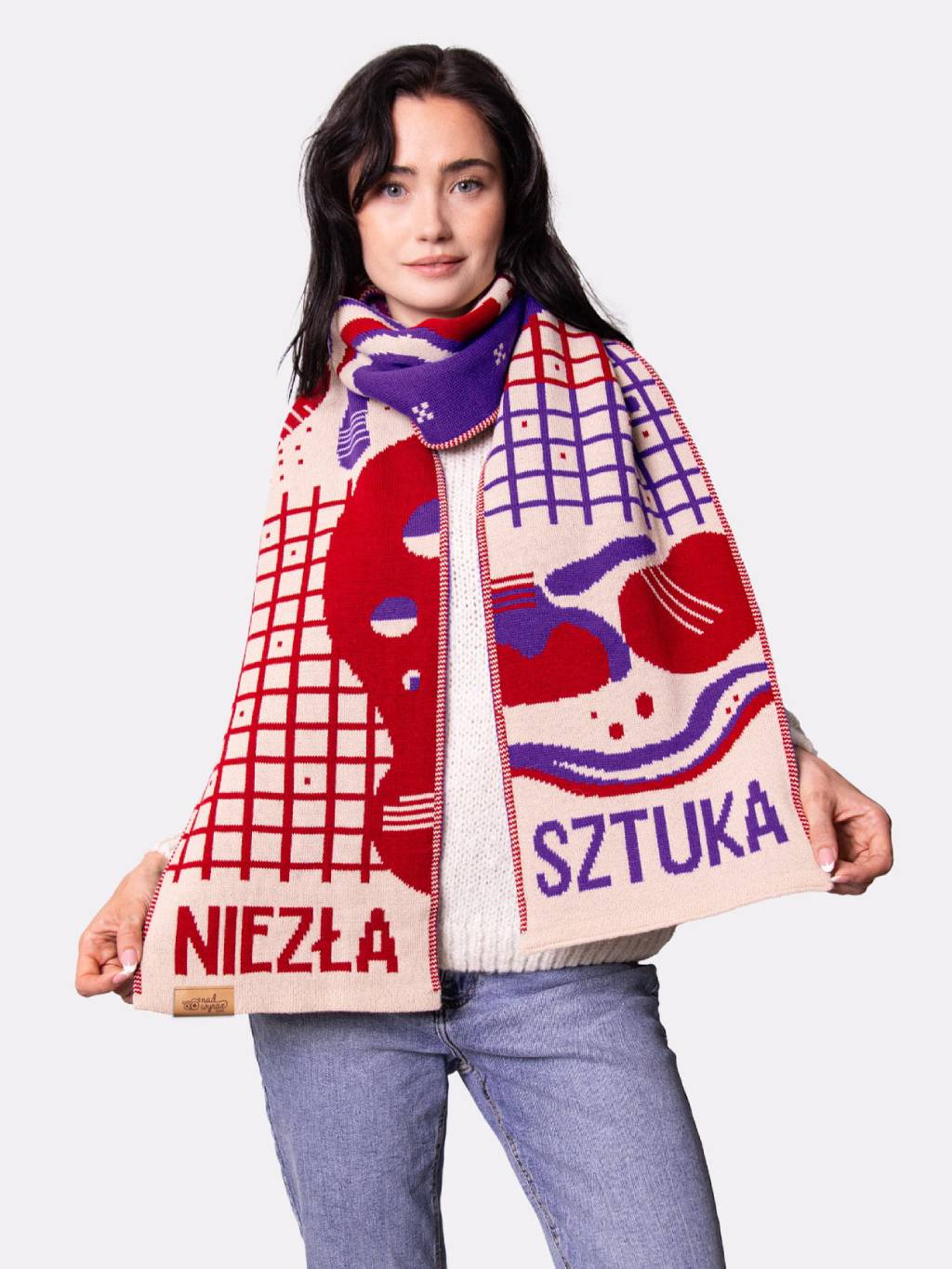 NIEZŁA SZTUKA / szalik, Nadwyraz.com, prezentownik, pomysł na prezent, niezła sztuka