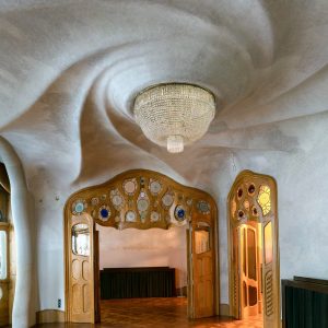 Wnętrze Casa Batlló, Antonio Gaudi, architektura, secesja, Art Nouveau, Barcelona, niezła sztuka