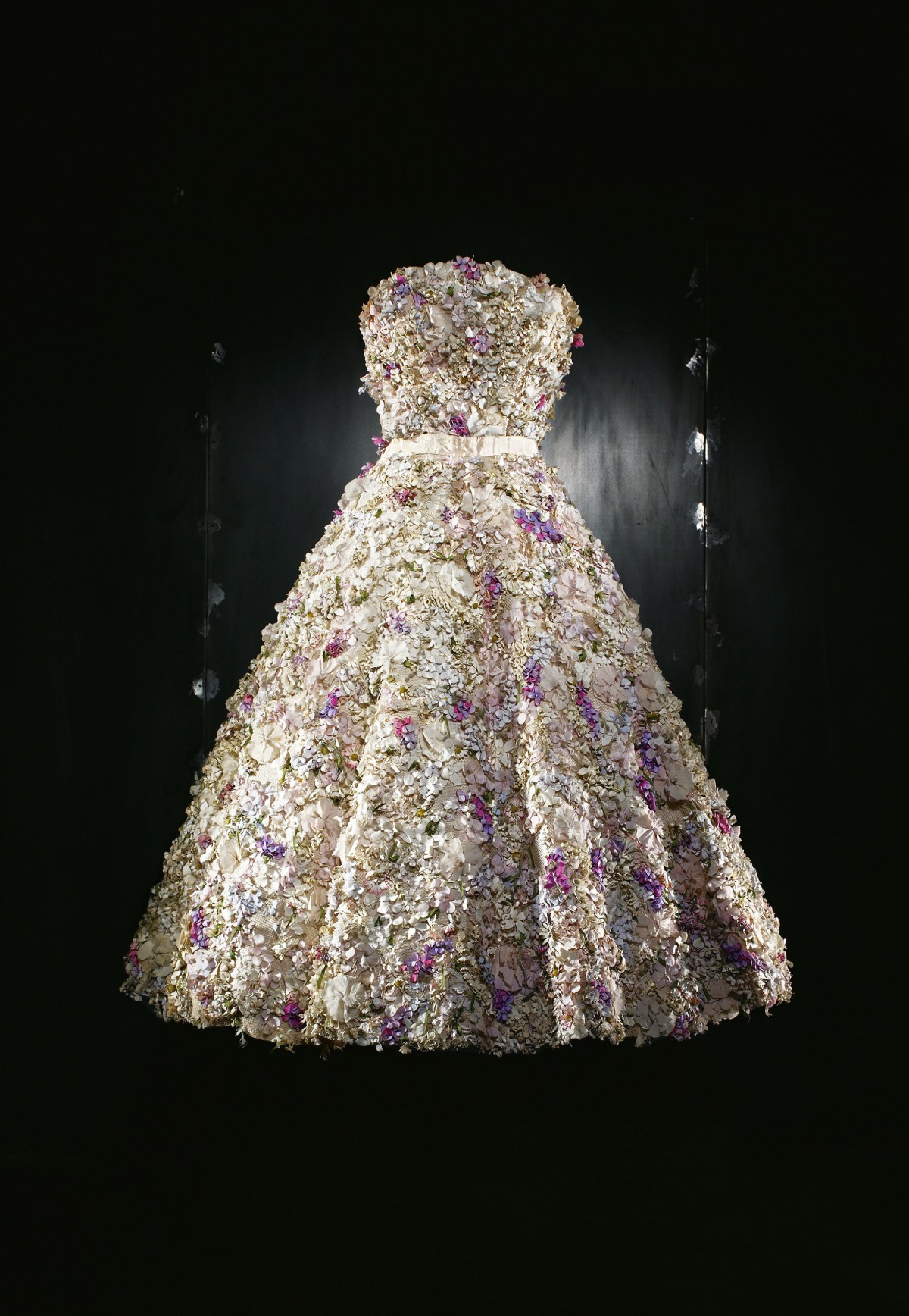 sukienka miss dior, christian dior, catherine dior, moda, projektant, Niezła Sztuka