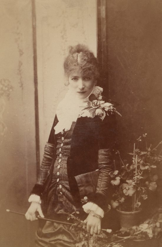 Sarah Bernhardt, fotografia, W. & D. Downey, portret, kobieta w sztuce, aktorka, Niezła Sztuka
