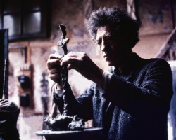 Alberto Giacometti w studio, zdjęcie, fotografia, archiwum, sztuka szwajcarska, rzeźba, niezła sztuka