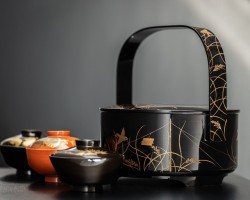 Lśnienie czasu. Japońska laka w sztuce użytkowej, Muzeum Sztuki i Techniki Japońskiej Manggha, sztuka japońska, laka, niezła sztuka