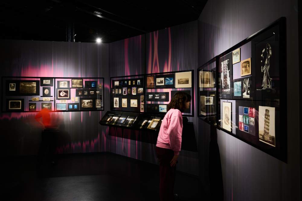 Monochrom, Wszystkie kolory tęczy, Muzeum Fotografii w Krakowie, wystawa czasowa, fotografia, historia fotografii, Niezła Sztuka