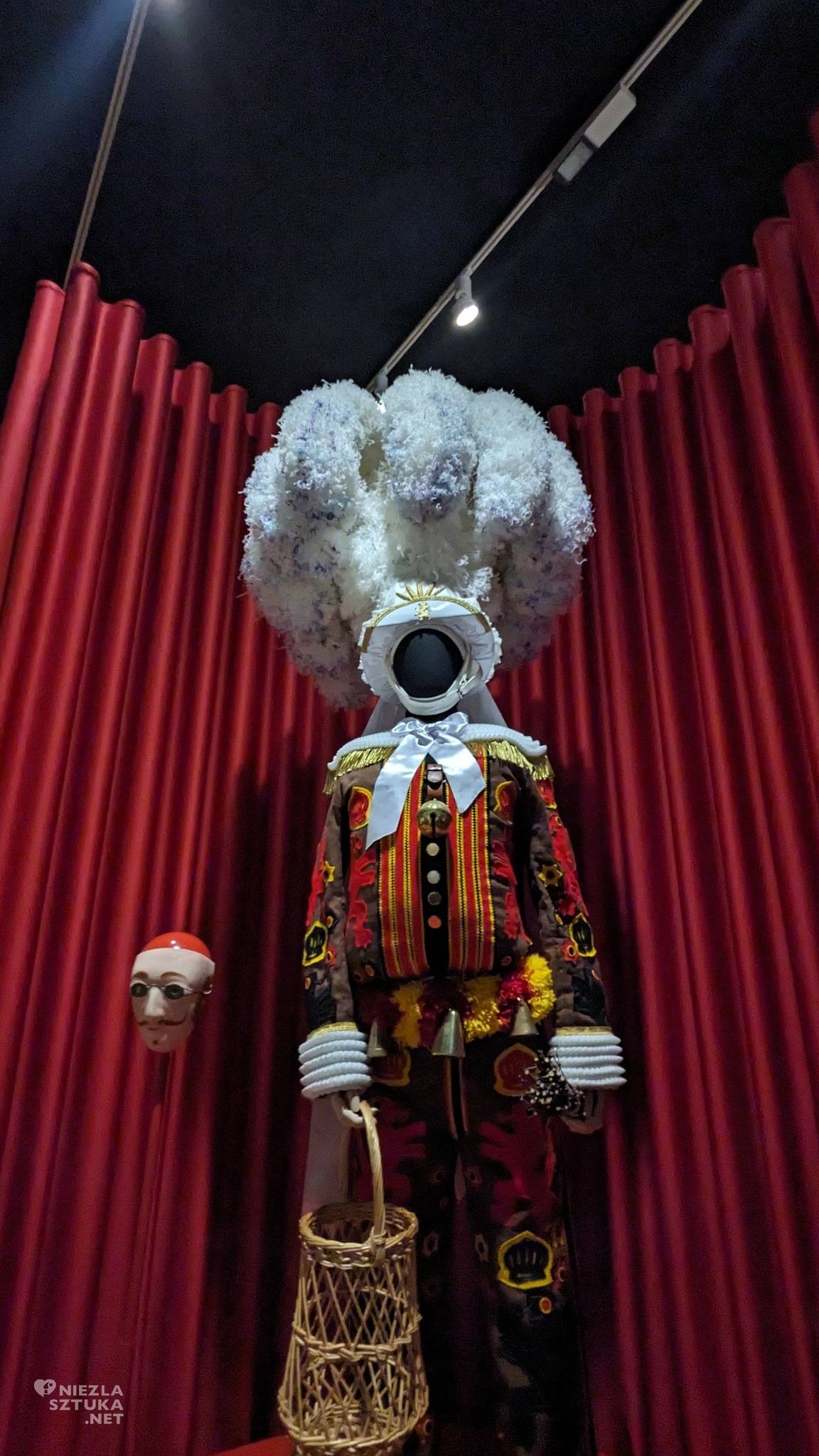 Czarny karnawał. Ensor/Wojtkiewicz, wystawa, relacja z wystawy, sztuka polska, muzeum, Muzeum Narodowe w Warszawie, Warszawa, niezła sztuka