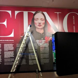 Etnoalternatywa, Nowe spojrzenie na modę ludową, relacja z wystawy, Muzeum Śląskie w Katowicach, Niezła Sztuka